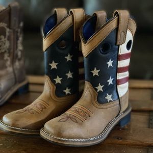 Smoky Mountain girls red, white and blue, genuine leather boots. Worn 4 times.